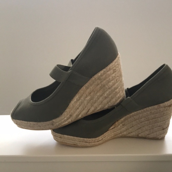 DKNY Espadrille - Mary Jane Peep Toe - Picture 6 of 6